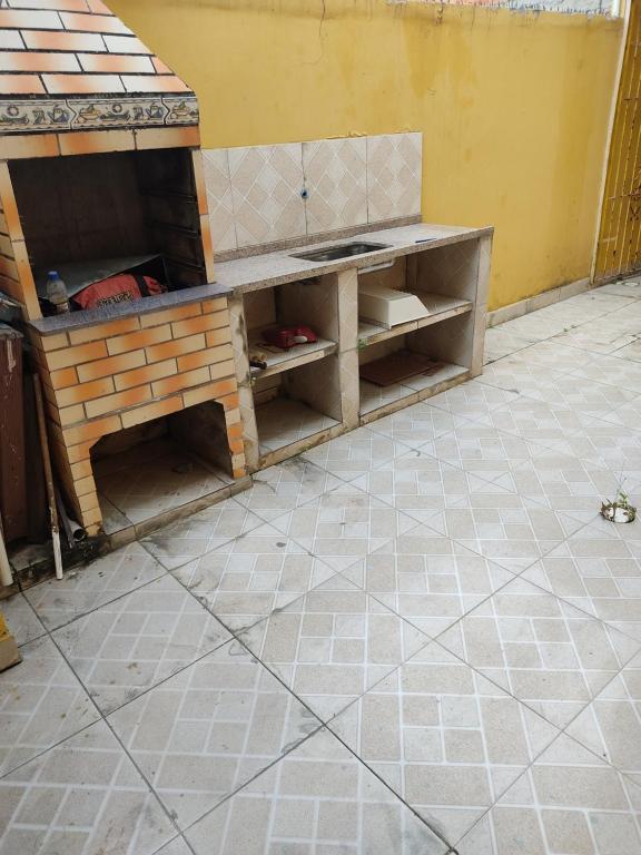  Casa 3 quartos com churrasqueira e chuveirão