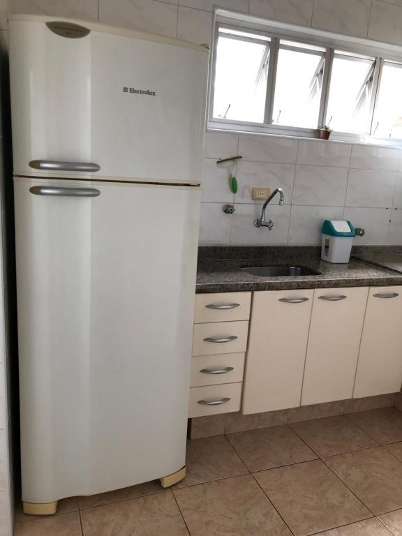  Edifício Everest apto 21 - Mar Doce Lar