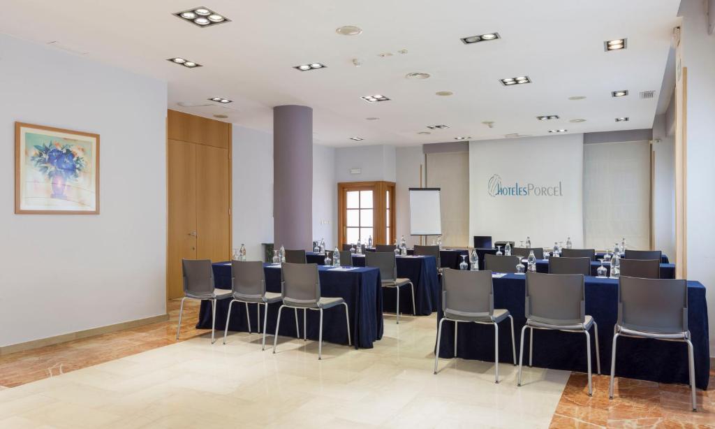 Porcel Torre Garden - Resim 44