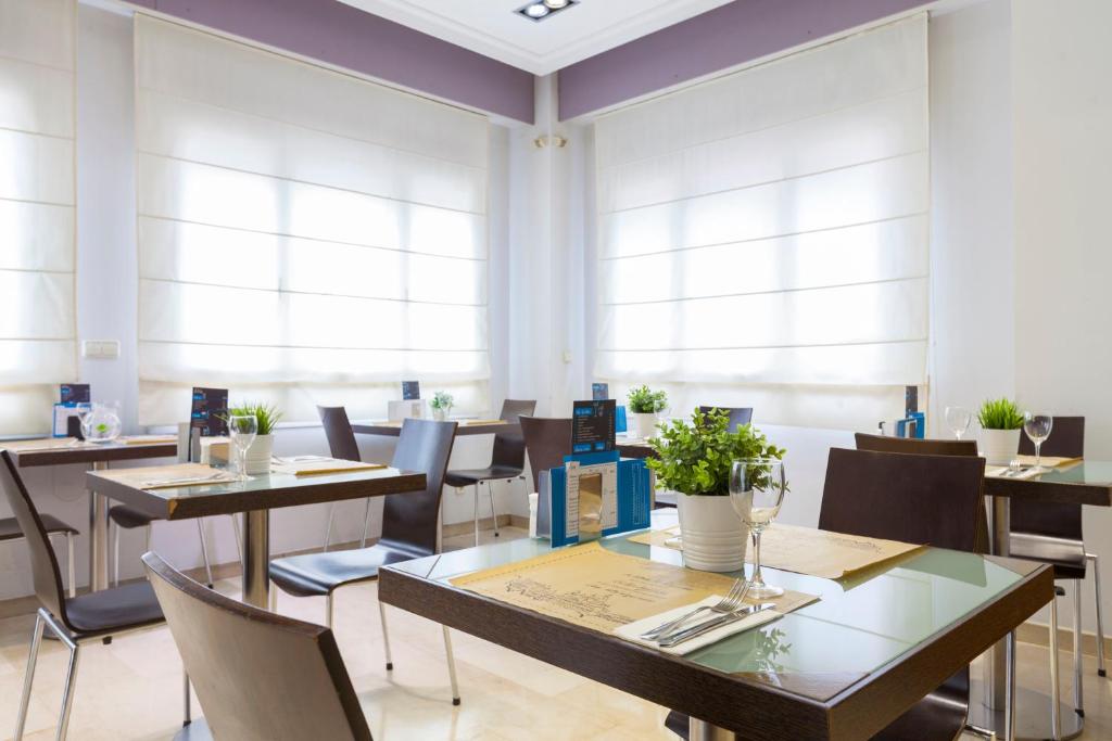 Porcel Torre Garden - Resim 11