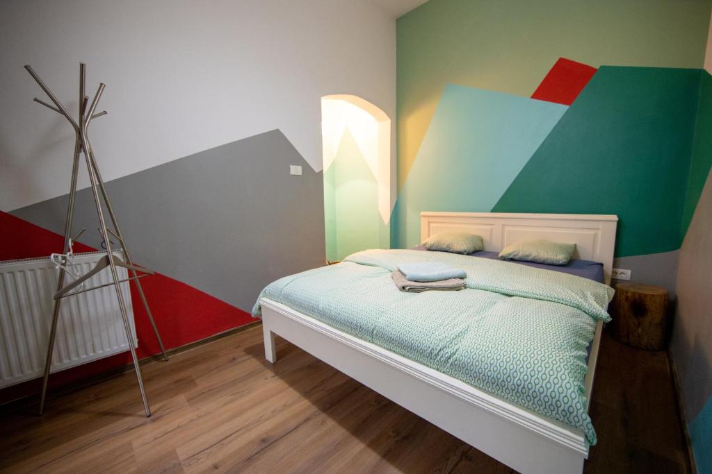 Postel nebo postele na pokoji v ubytování Hostel Cornel