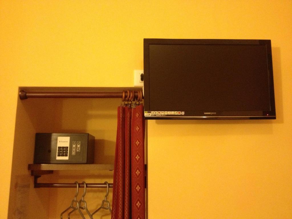 TV a/nebo společenská místnost v ubytování Hotel Termini
