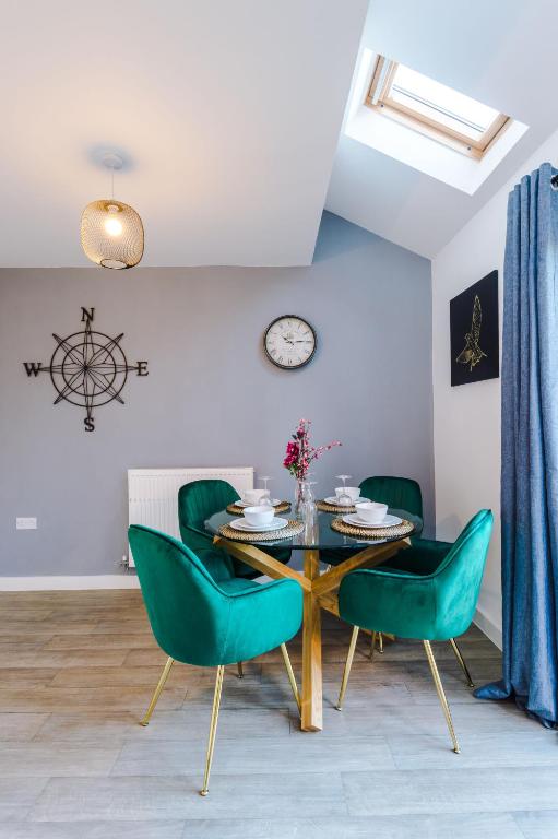 The Stunning House of The Quays