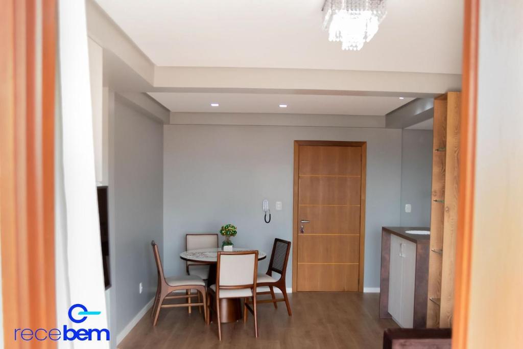 Apartamento 4 pessoas em bairro tranquilo
