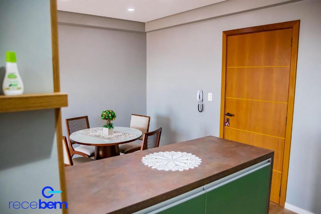  Apartamento 4 pessoas em bairro tranquilo