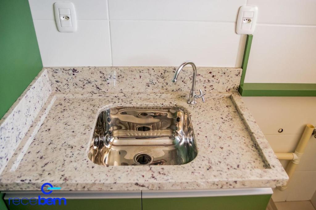  Apartamento 4 pessoas em bairro tranquilo