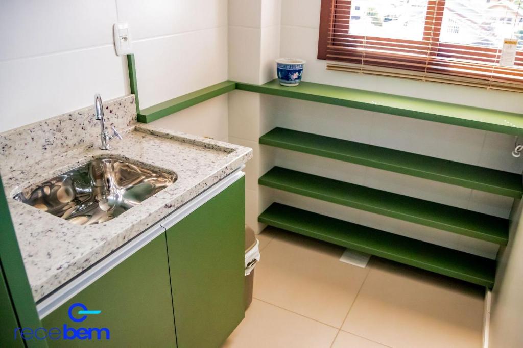  Apartamento 4 pessoas em bairro tranquilo