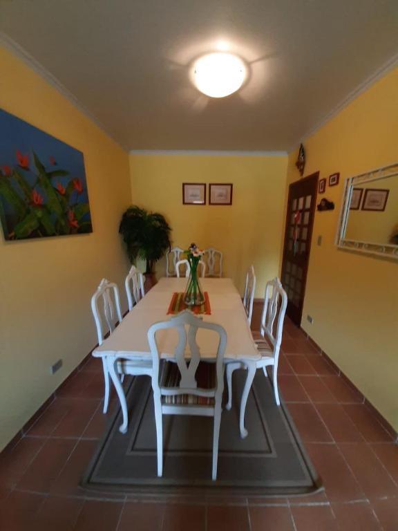  Ap no Itaguá em Ubatuba Próximo ao Aquário