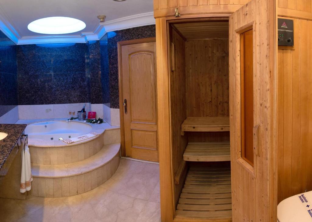 A bathroom at Motel Caribe