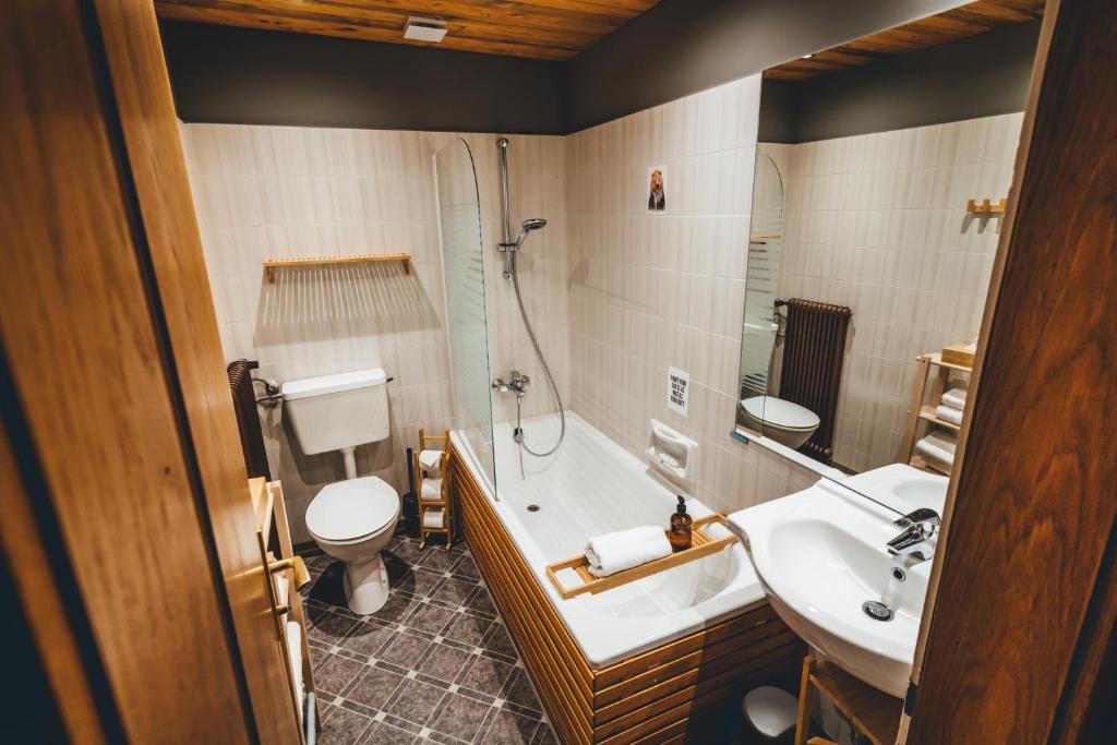 Koupelna v ubytování Hotel Sportalm - Adults Only Boutique Hotel