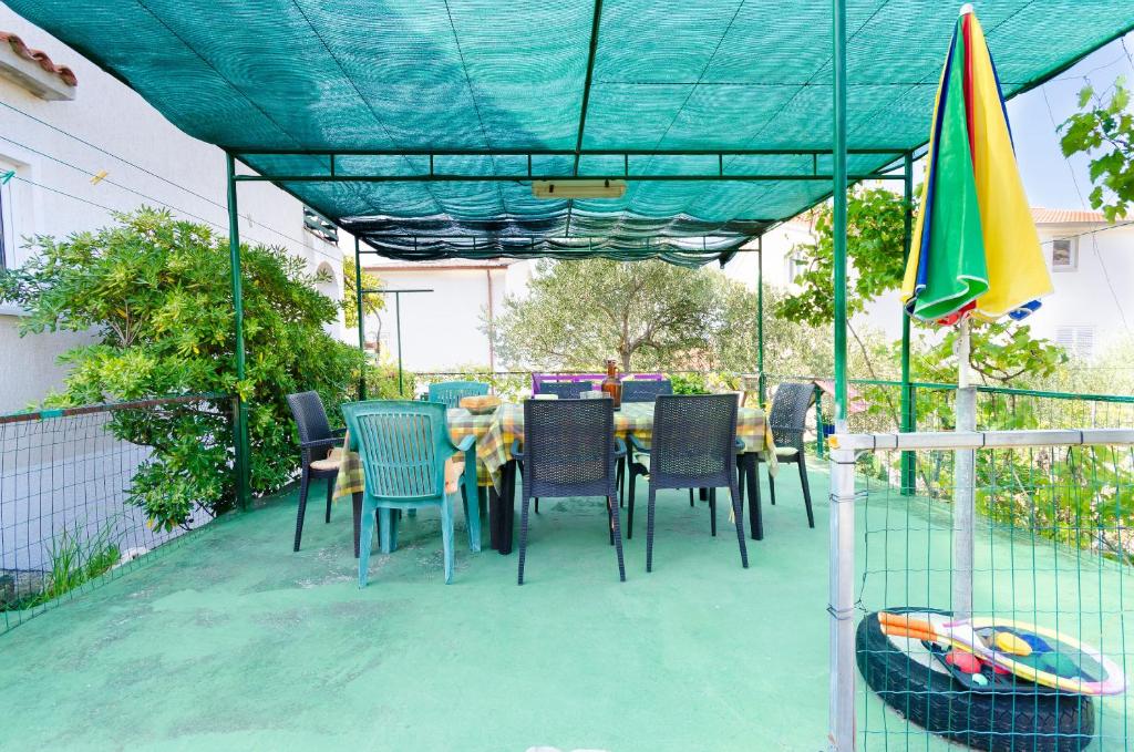 Patio nebo venkovní prostory v ubytování Apartments Ines