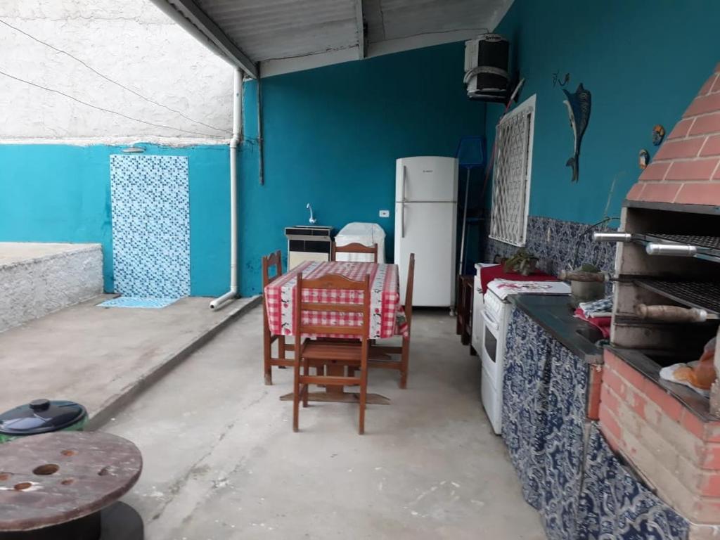  Casa no litoral com piscina.