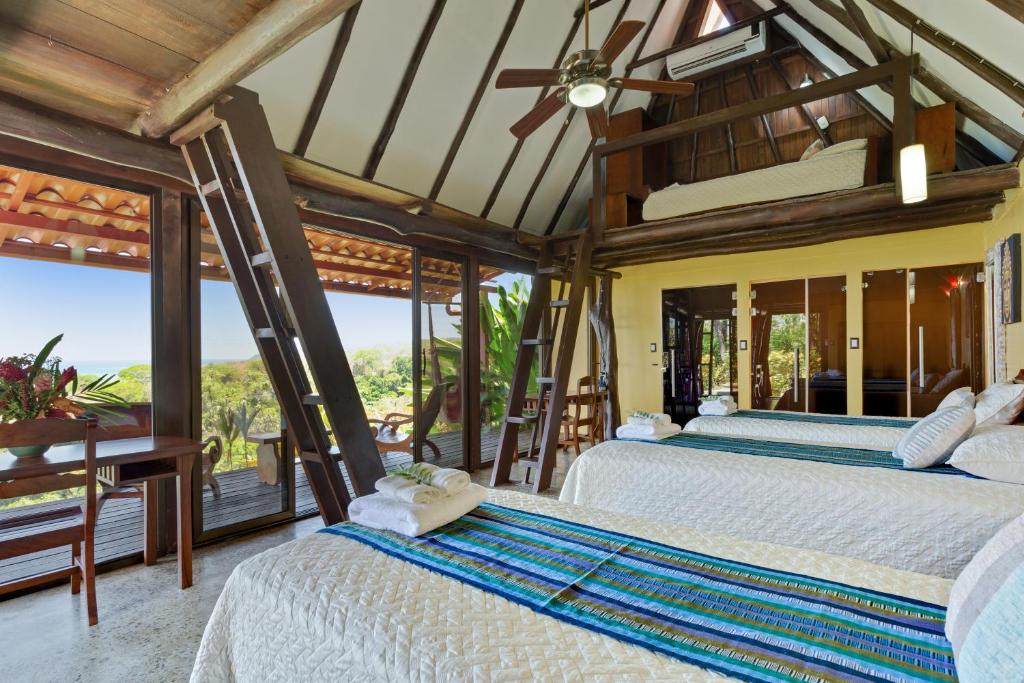 Postel nebo postele na pokoji v ubytování Anamaya Resort