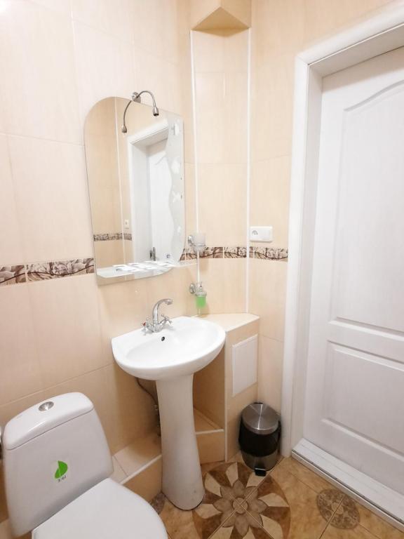 Koupelna v ubytování Hotel Aleksandria