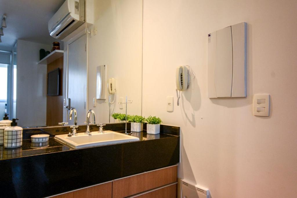  VNGC Apartment by BnbHost