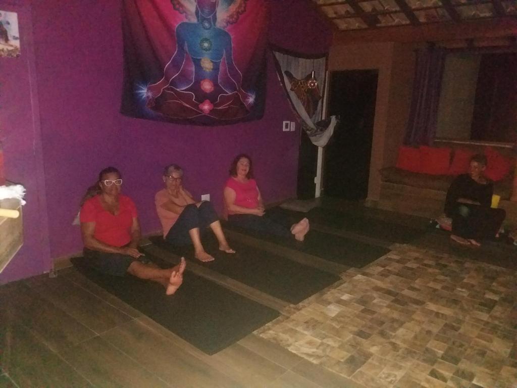  NOSSO ESPAÇO RETIRO ESPIRITUAL E DESCANSO Suites com piscina