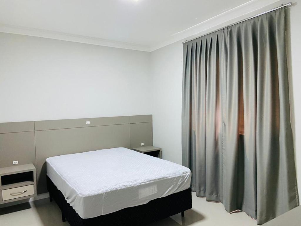 Apto NOVO com 2 suítes e Piscina
