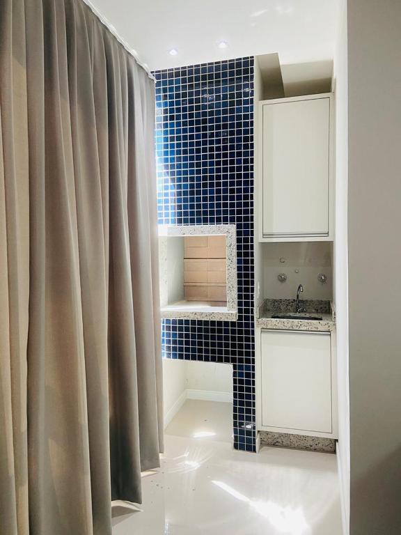  Apto NOVO com 2 suítes e Piscina