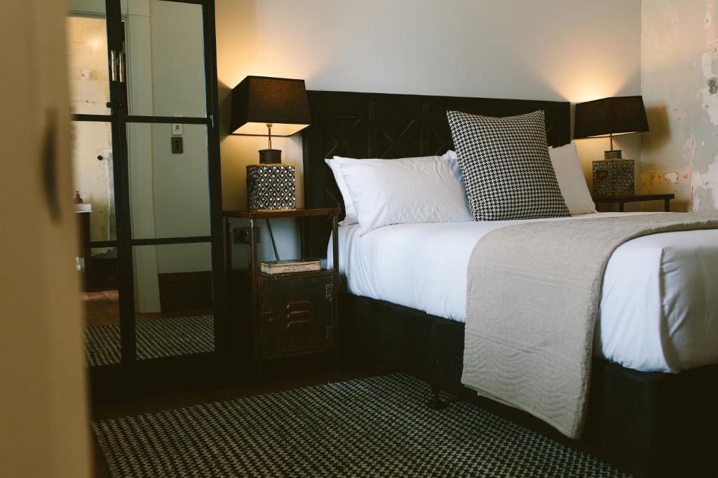 The Convent Hotel - Resim 33