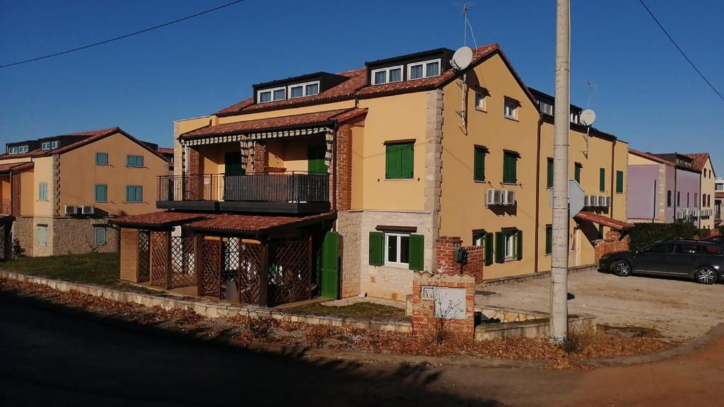 Zgrada u kojoj se nalazi apartman