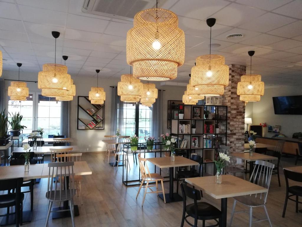Restaurace v ubytování Tulipanowy Gościniec