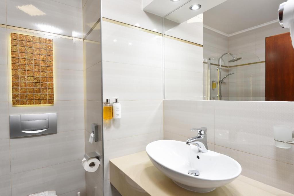 City Hotel - Resim 30