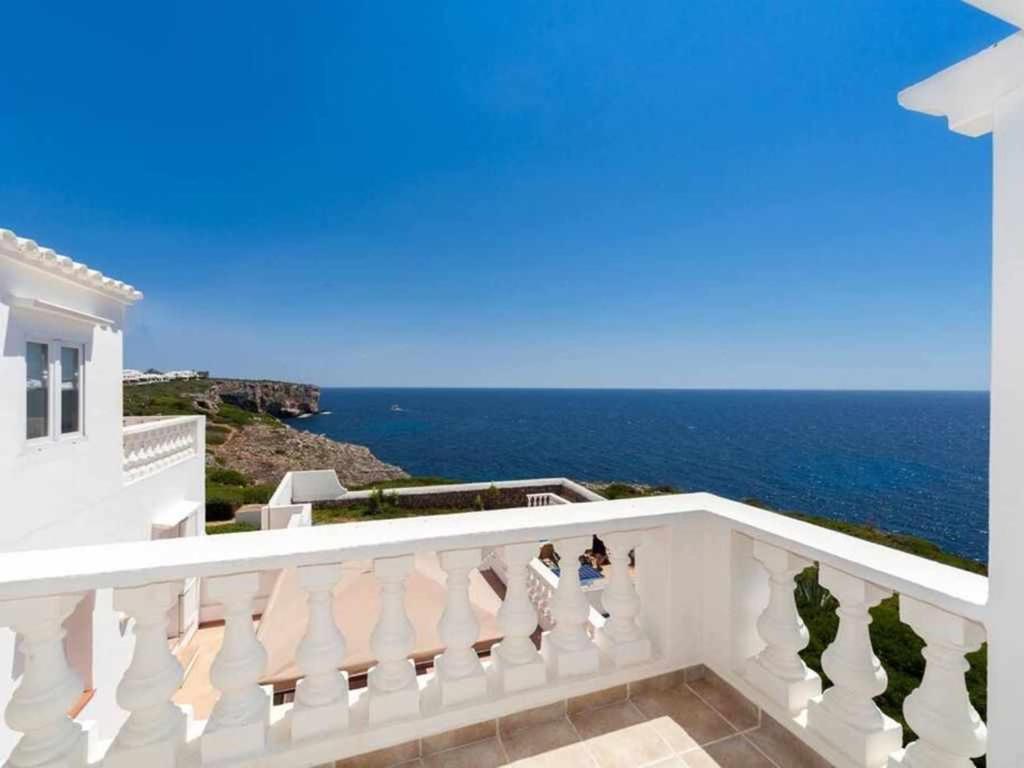 VILLA ES MACAR Vistas únicas al mar junto a la playa piscina ...