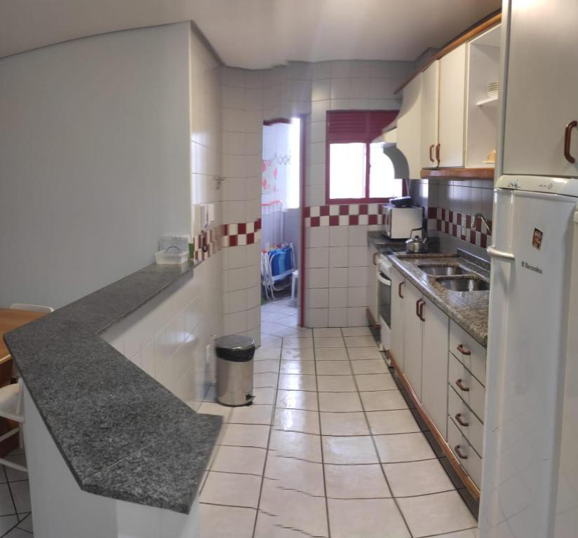 Apartamento 3 quartos PRAIA BRAVA FLORIANOPOLIS