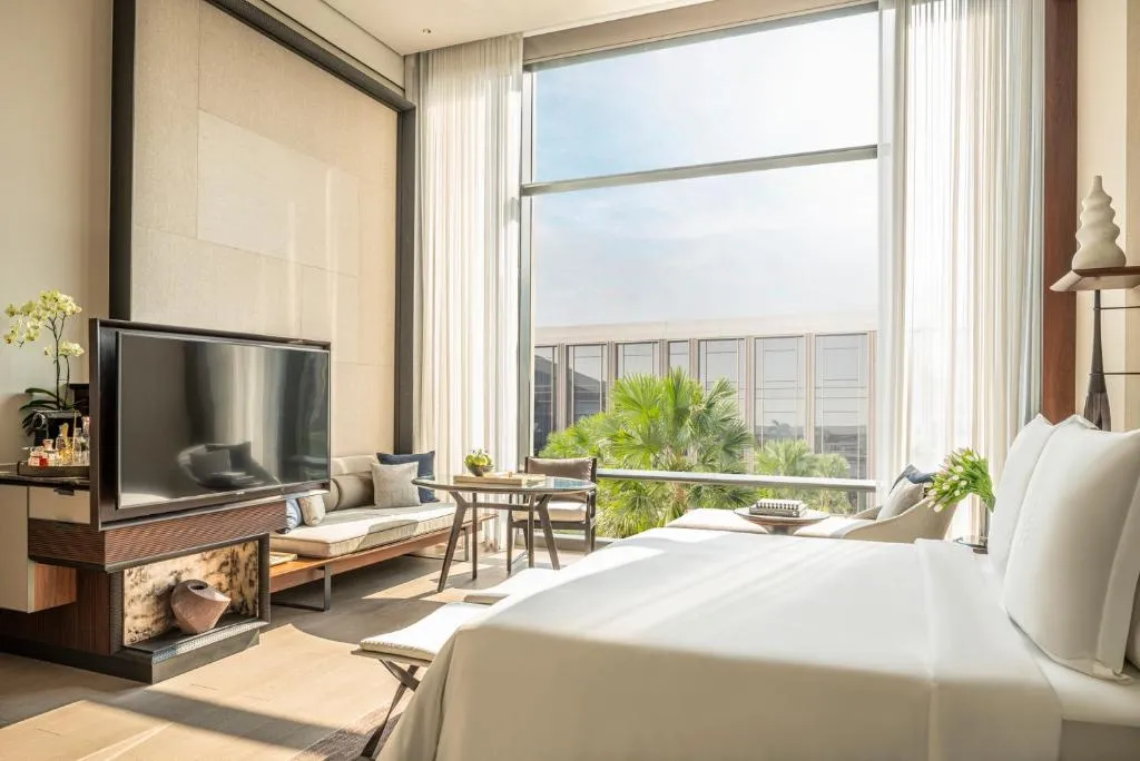 Deluxe Palm Court Twin Room