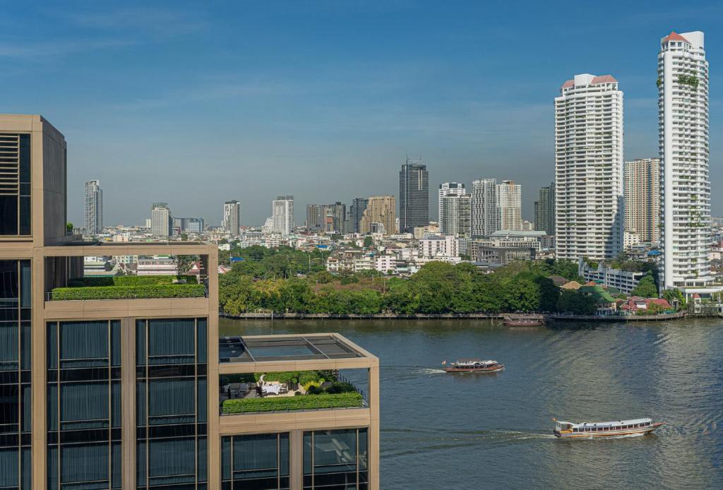 Four Seasons Hotel Bangkok at Chao Phraya River - Resim 39