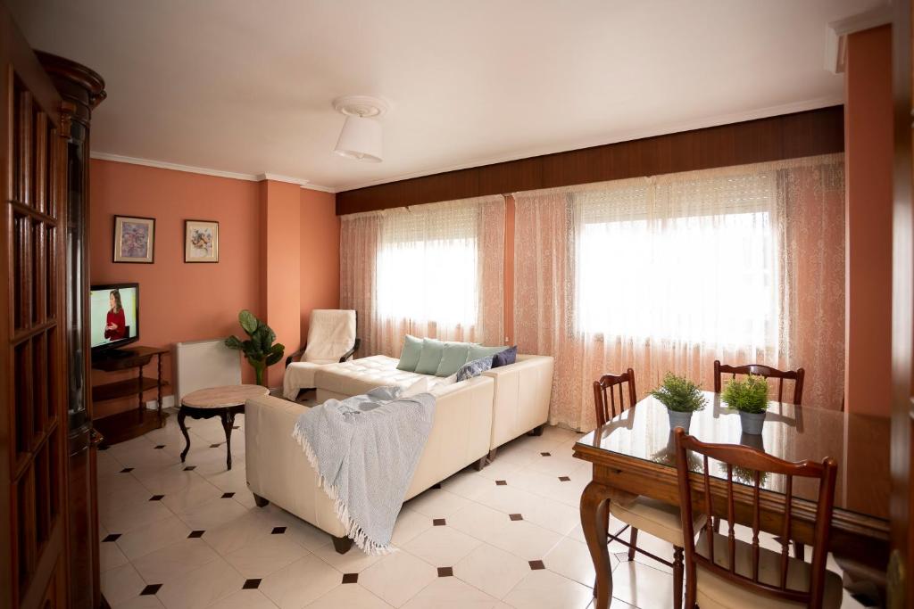 TuristiQA - Piso Carballo Ferrol VUTCO01445, Ferrol – Updated ...