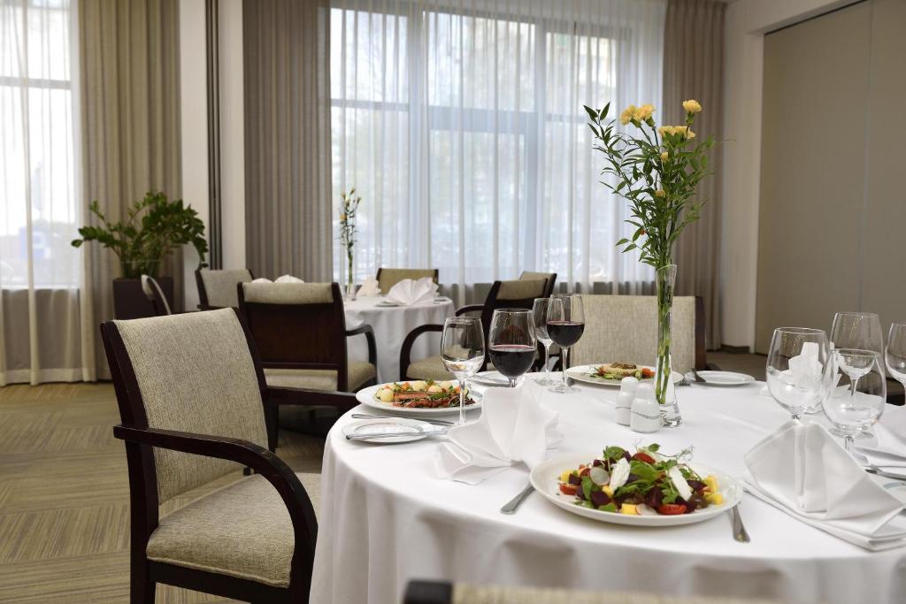 City Hotel - Resim 21