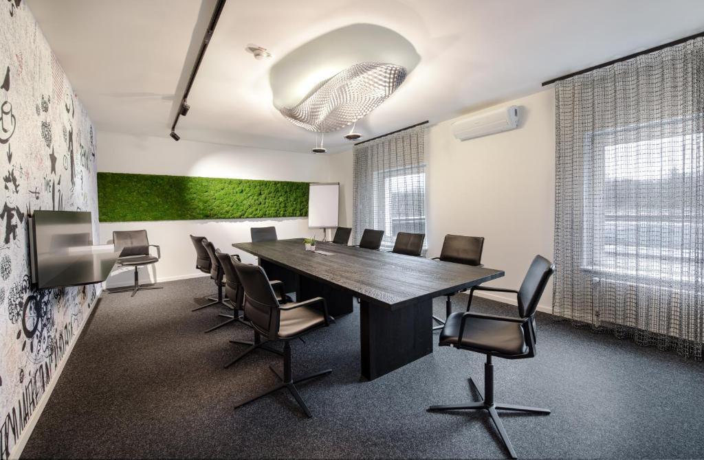 Konferenční prostory v ubytování Hotel VierJahreszeiten am Seilersee