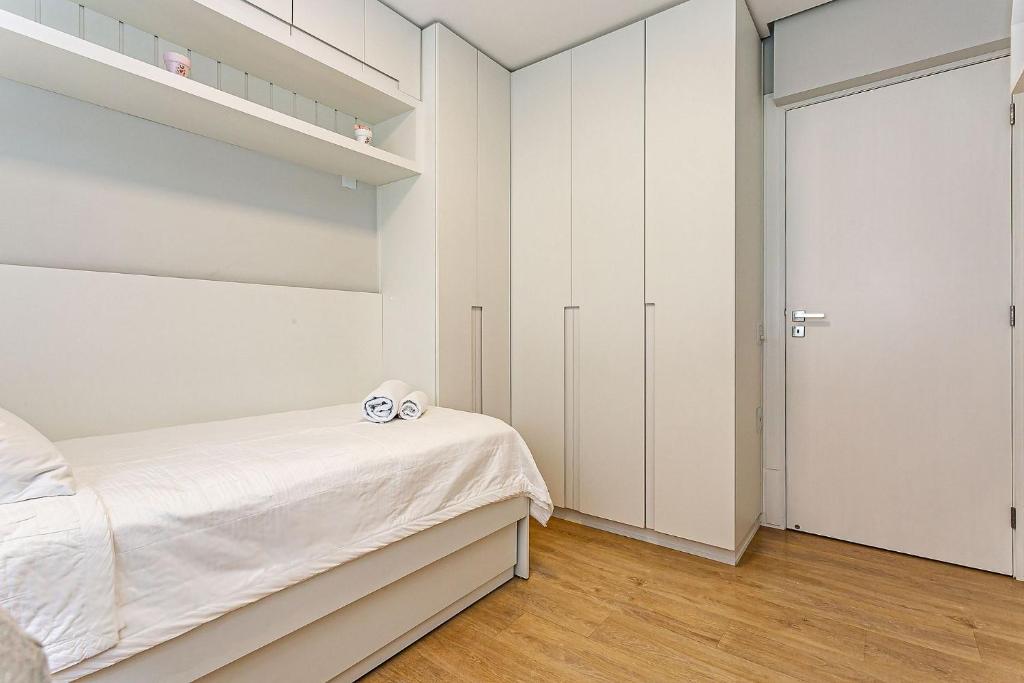  Apartamento Moderno e Aconchegante com ótima Localização CA19I