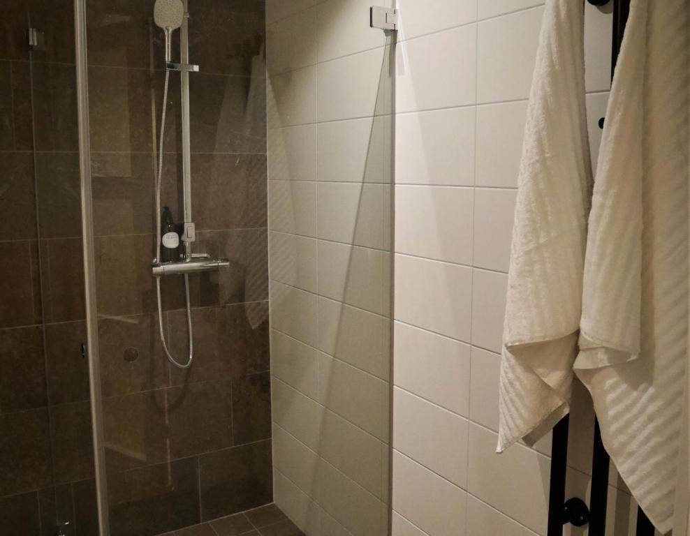 Koupelna v ubytování Skäftekärr Hotell
