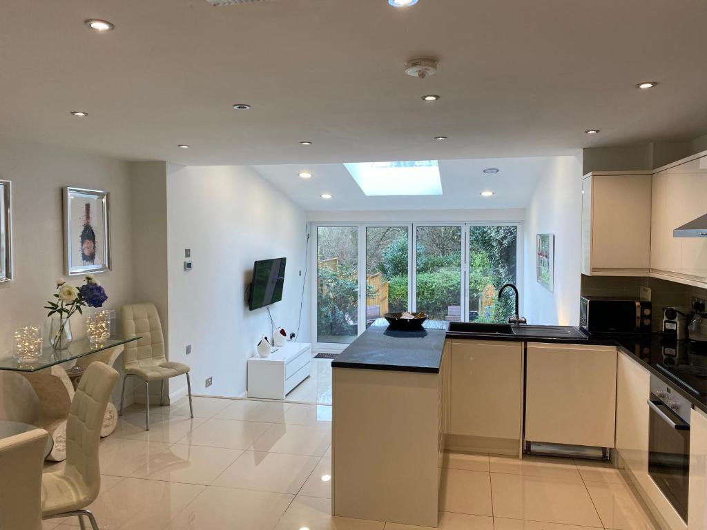 Exclusive Weybridge Home ウェイブリッジ 21年 最新料金 Exclusive Weybridge Home ウェイブリッジ 21年 最新料金