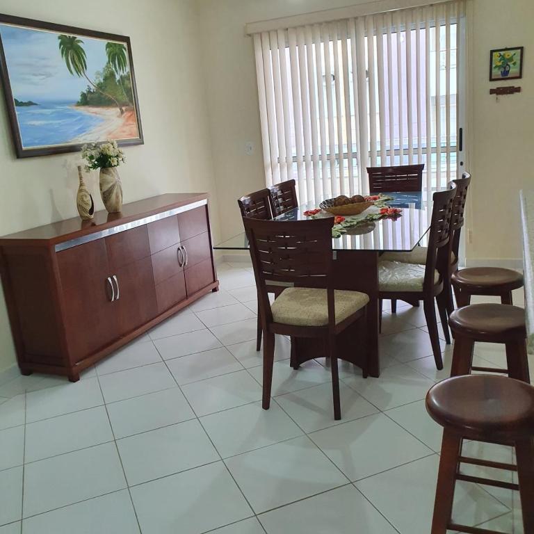  APTO UBATUBA-PRAIA GRANDE-CONDOMÍNIO DUBAI