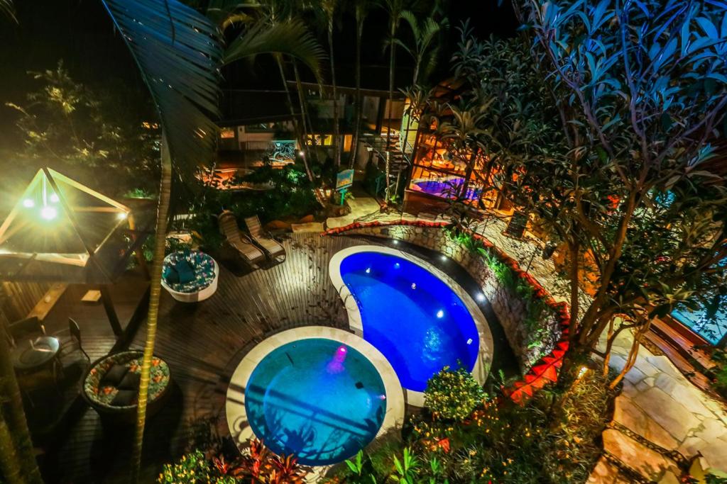 A piscina em ou perto de Templo Do Ser
