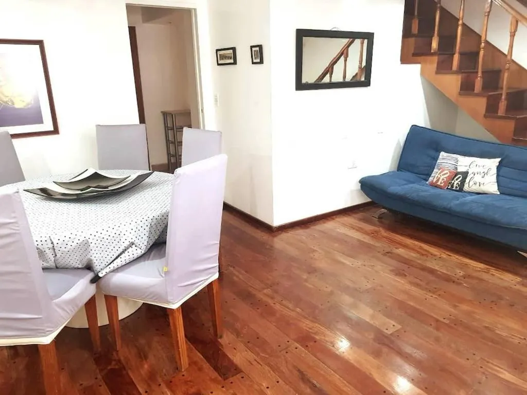 Apartamento Tipo Casa, Buenos Aires, Argentina