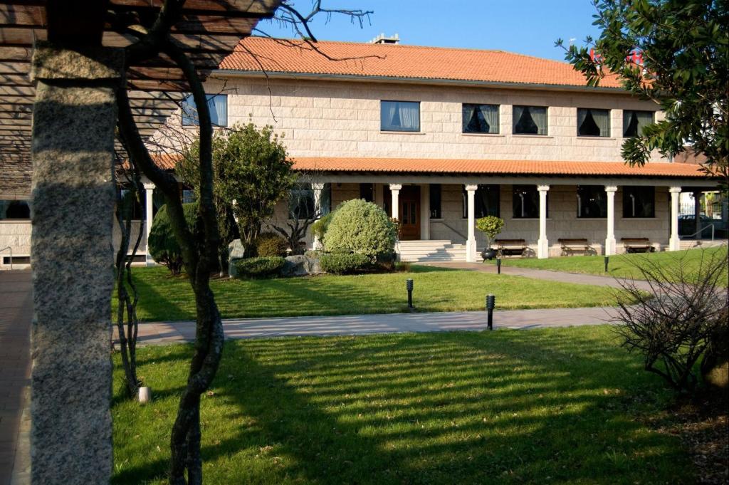 Κήπος έξω από το Hotel Scala