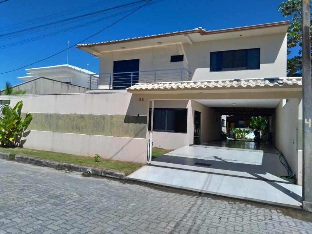  Casa completa com piscina