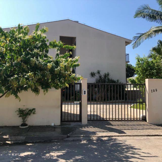  Itaguá - Família com crianças