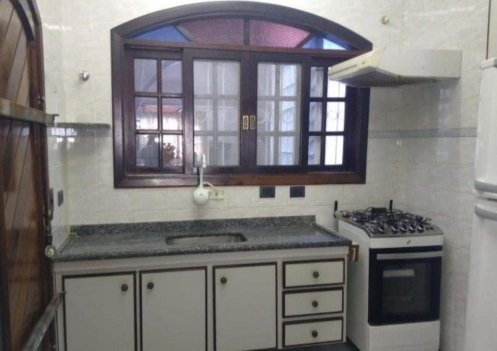  Casa confortável a 300 metros da praia