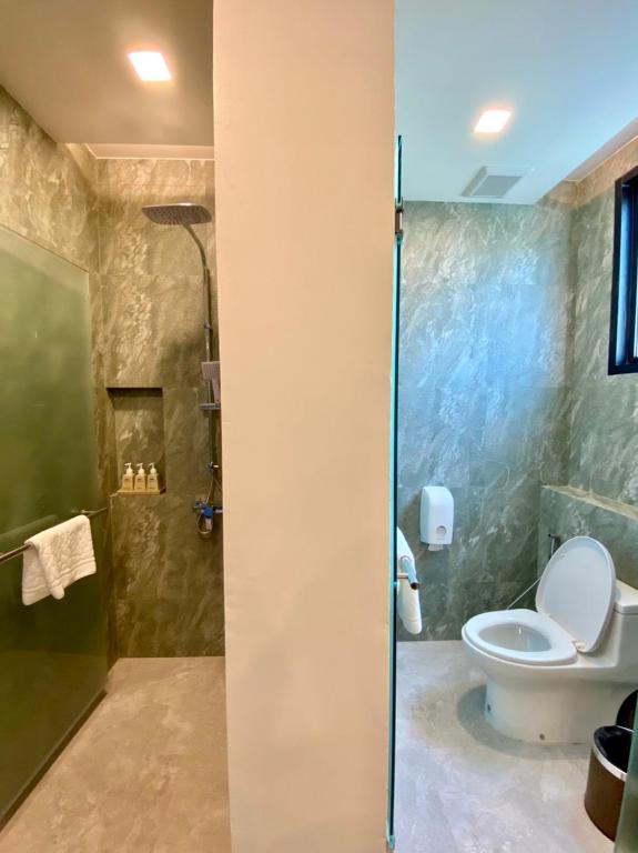 Koupelna v ubytování Elmas Cha Am Design Hotel