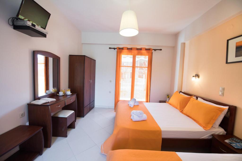 A television and/or entertainment centre at Villagio