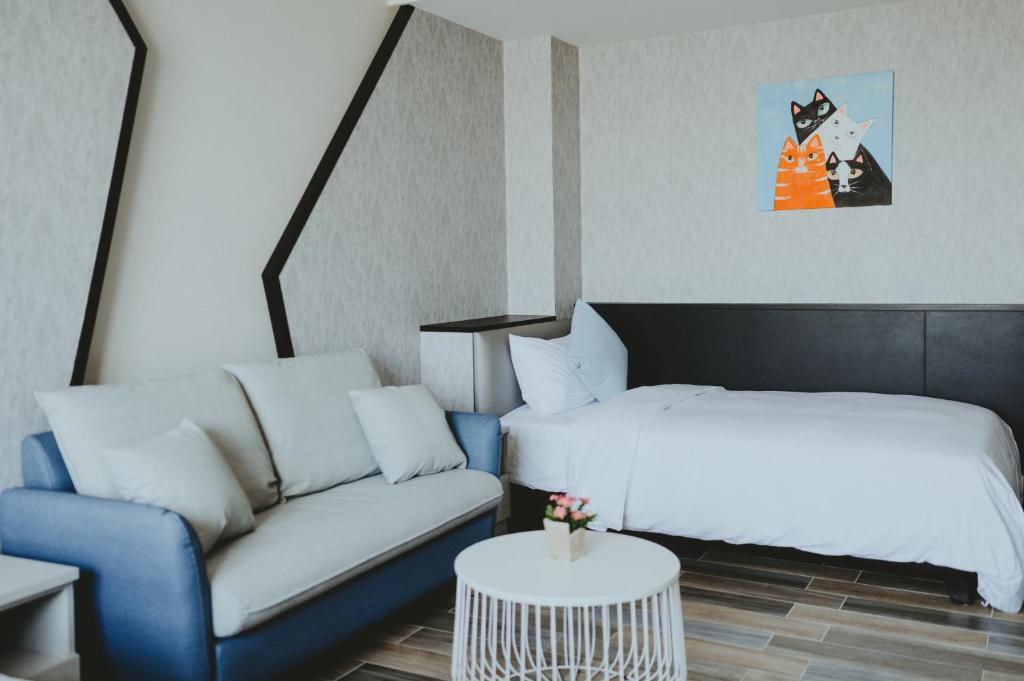 Xien Shi Homestay - Triple Room With City View