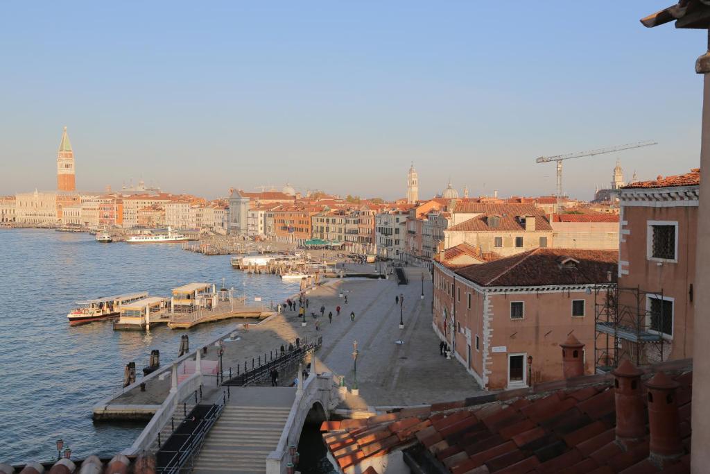 Gallery image of Hotel Bucintoro in Venice