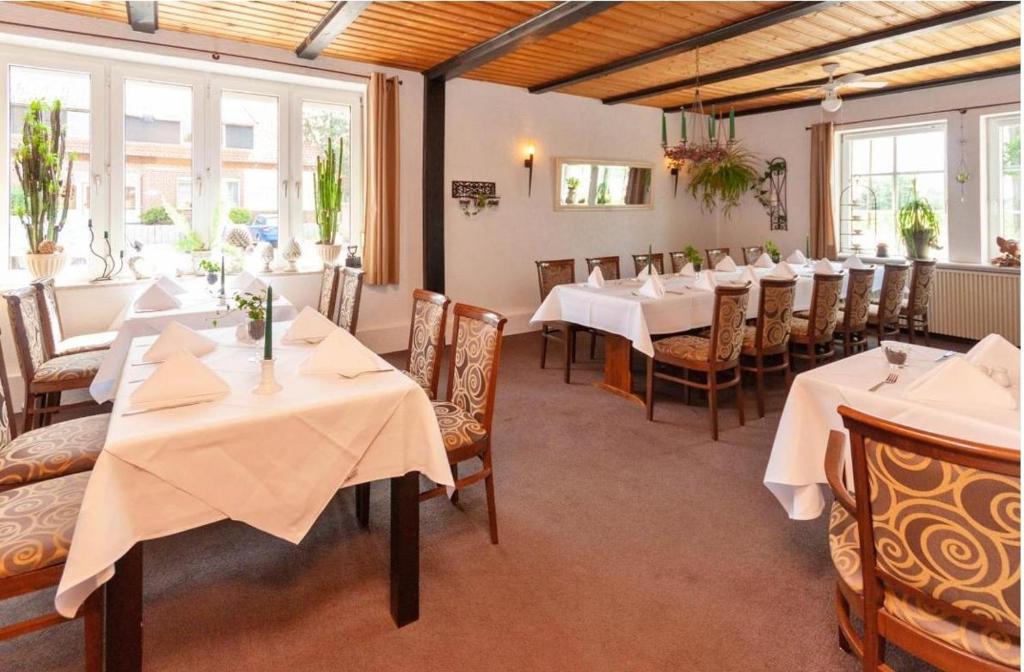 Restaurace v ubytování Hotel Zur Erholung & Restaurant Amme's Landhaus