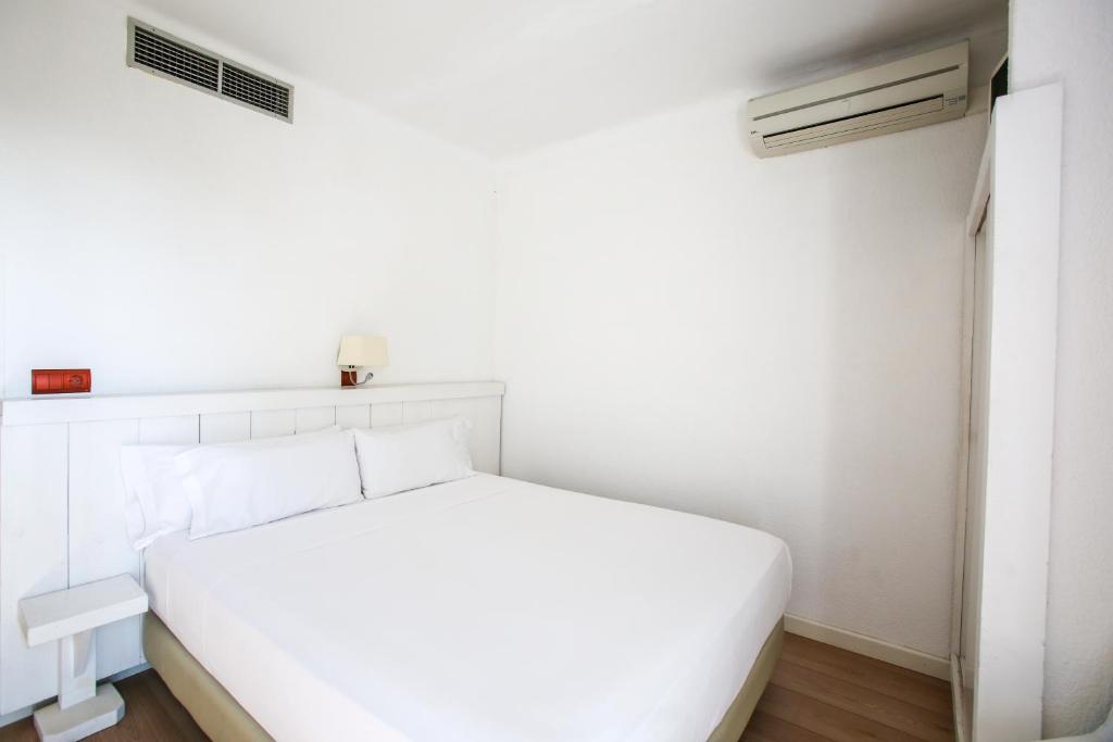 Postel nebo postele na pokoji v ubytování Solvi Hotel - Adults Only