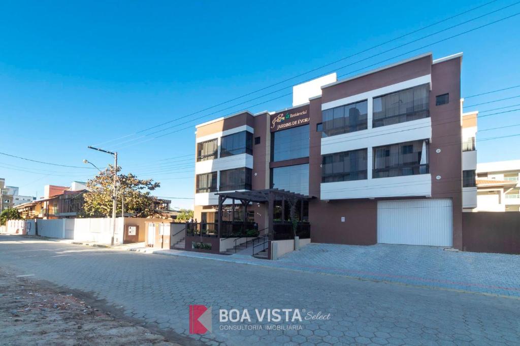  Aluguel Apartamento Studio 20 para 4 pessoas Bombas SC